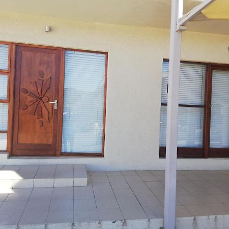 Ginas Place Springbok Luaran gambar